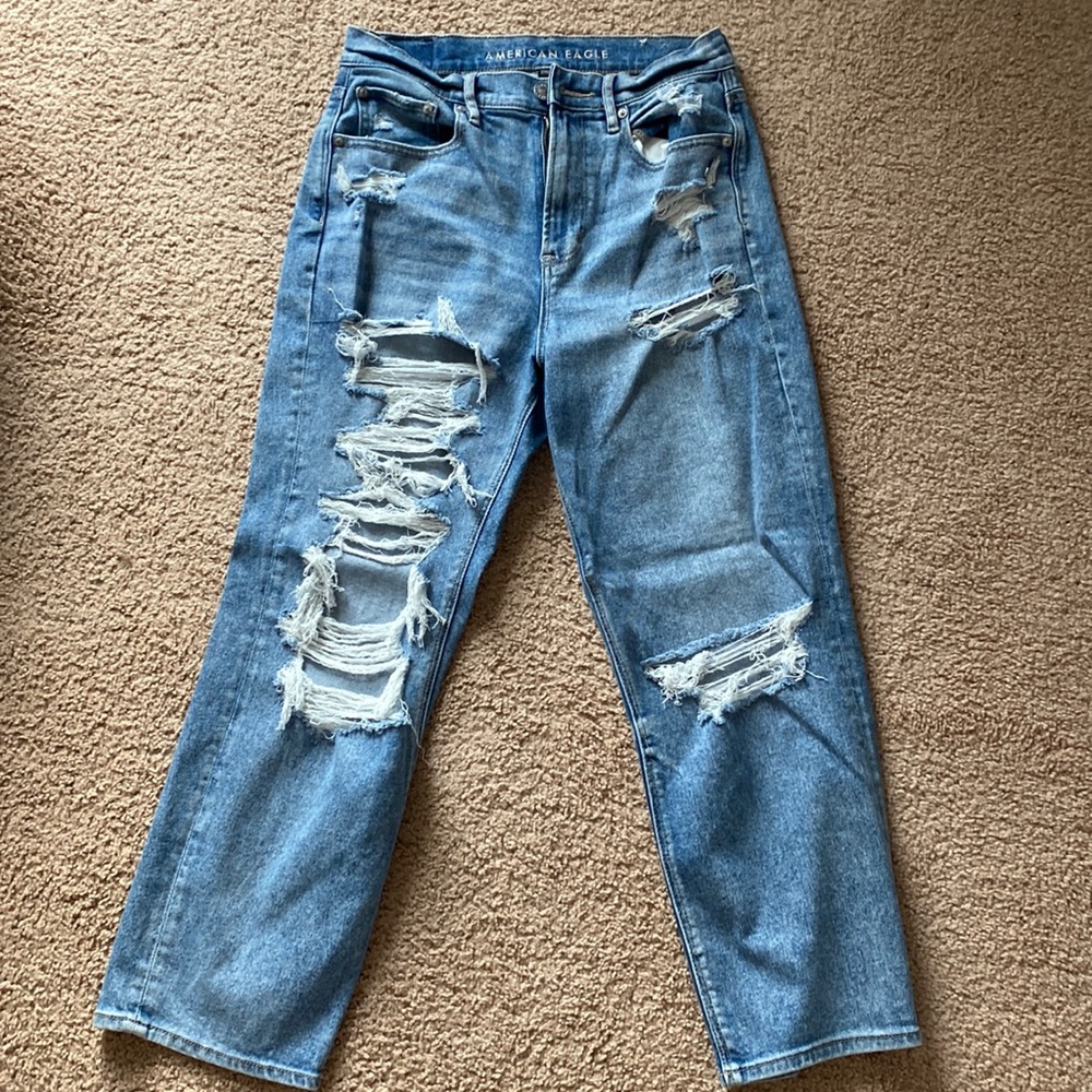 American Eagle Straight Leg Jeans